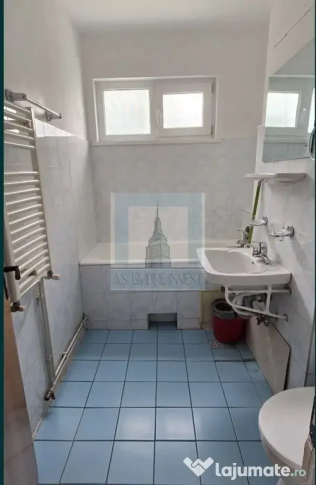 De vânzare ap 2 camere/Centrul Civic