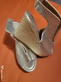 Sandale argintii cu talpa ortopedica