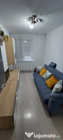 Închiriez apartament cu 2 camere decomandat în zona Neptun