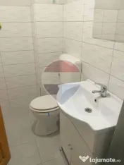Apartament cu 2 camere de închiriat în zona Sud 