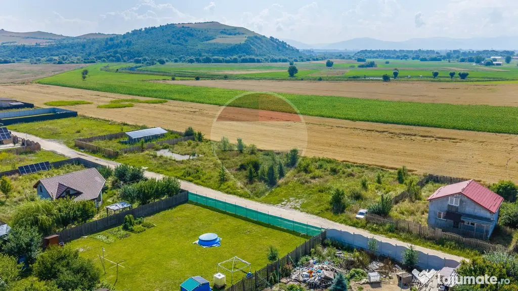 Parcele teren intravilan 563 si 606 mp Bod/ 2 proiecte di...