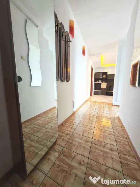 Apartament 2 camere de închiriat în Pitești zonă cent...