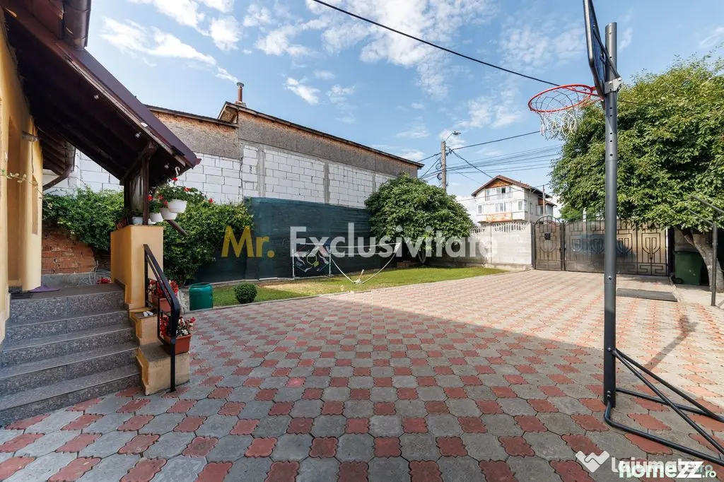 Casă cu teren de 634 mp și beci | Calea Câmpulung, Pit...