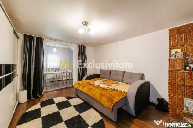 Casă cu teren de 634 mp și beci | Calea Câmpulung, Pit...