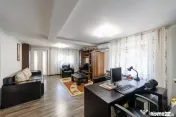 Casă cu teren de 634 mp și beci | Calea Câmpulung, Pit... 