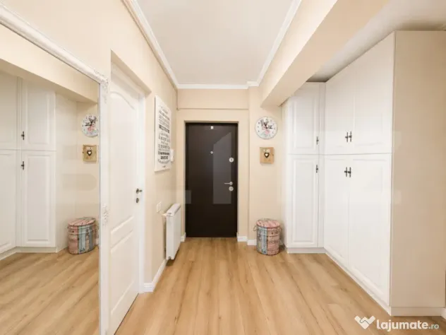 Apartament cu terasa generoasa