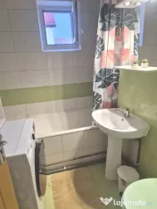Apartament 3 camere decomandate zona Vasile Aaron 