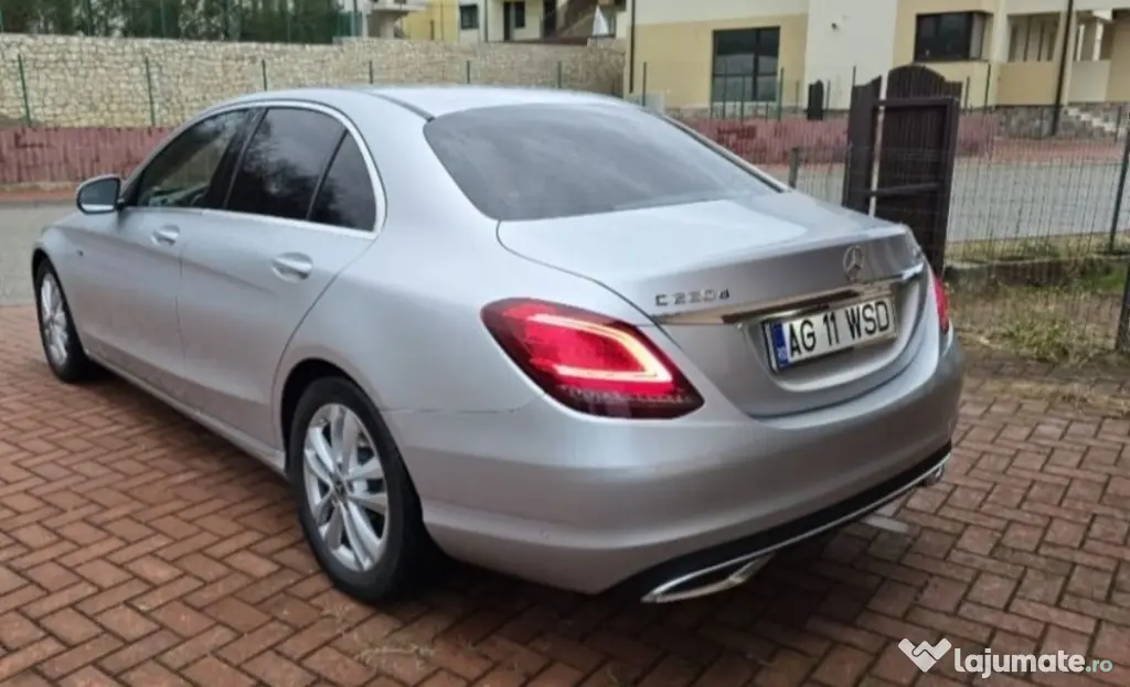 Mercedes Benz clasa c klasse 2018 proprietar