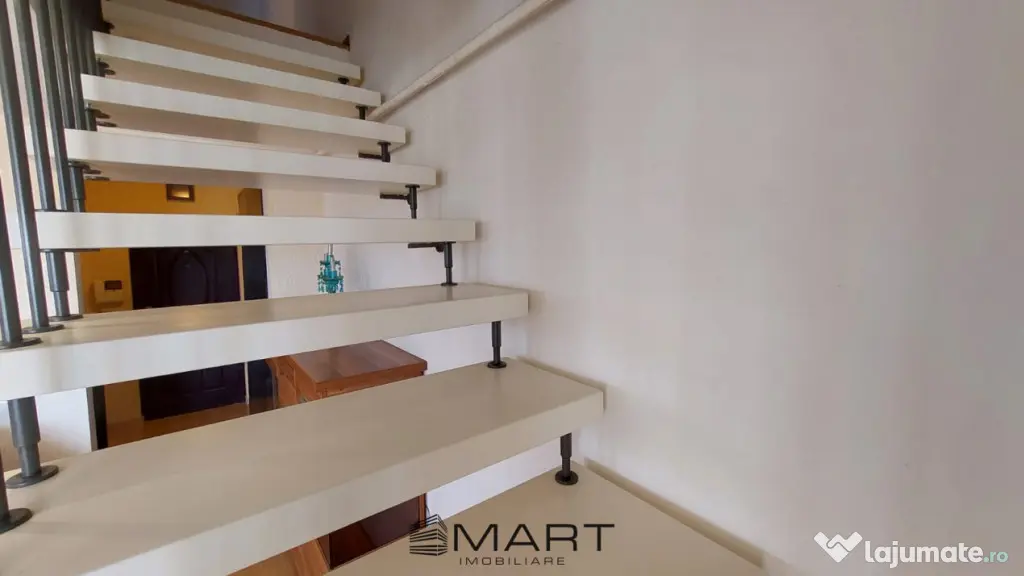 Apartament 4 camere zona Strand
