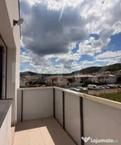 Apartament nou, semidecomandat, 3 camere, parcare subterana, 