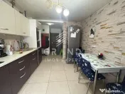 Apartament de vanzare 2 camere decomandate, zona Tineretului 