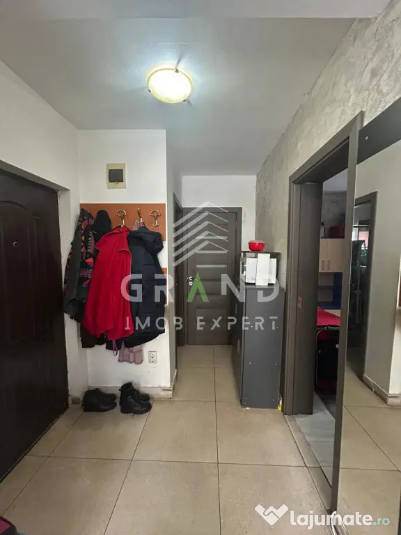 Apartament de vanzare 2 camere decomandate, zona Tineretului