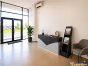 Langa Coresi Mall, elegant spatiu comercial, vitrina stradal