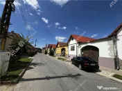 Casa individuala cu teren de 1400 mp situata la 10 km de Sib