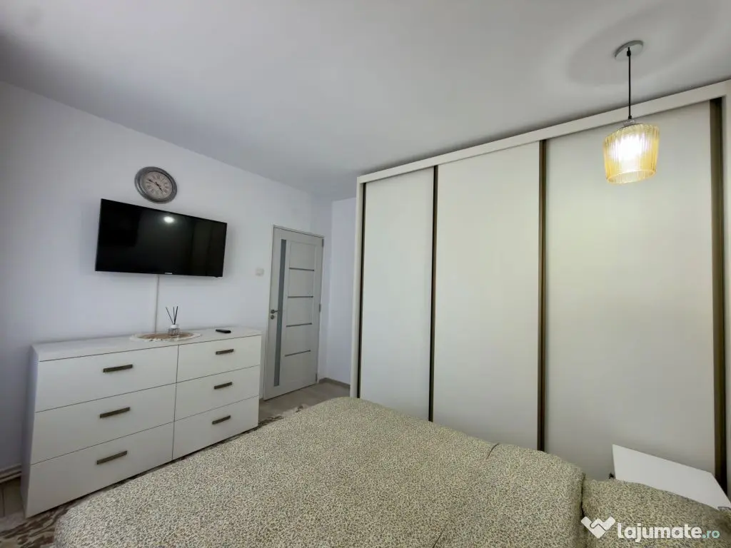 Apartament 3 camere de inchiriat | Central Pitesti | 0% c...