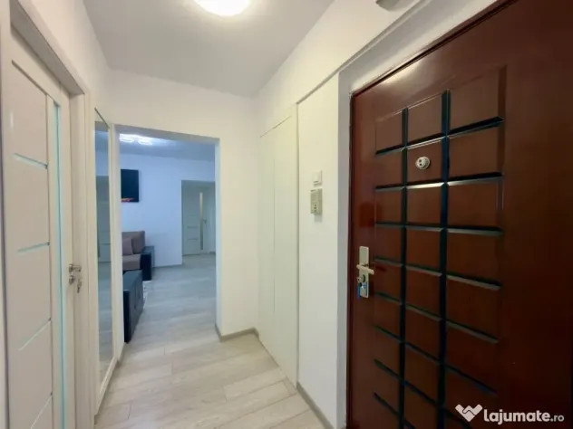 Apartament 3 camere de inchiriat | Central Pitesti | 0% c...