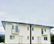 Duplex spațios, 256 mp utili, 700 mp de teren