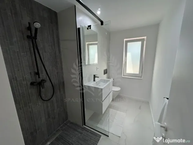 APARTAMENT 3 CAMERE //CENTRAL//BLOC BUCEGI 12