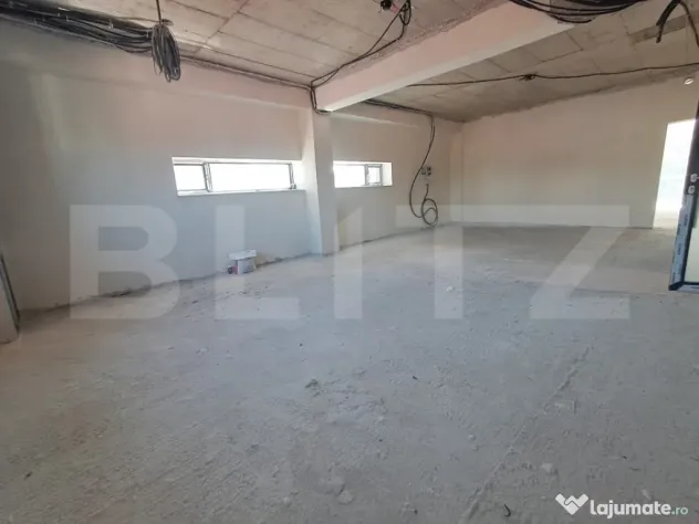 Spațiu comercial-Birouri de închiriat – 330 mp, Etaj 2,