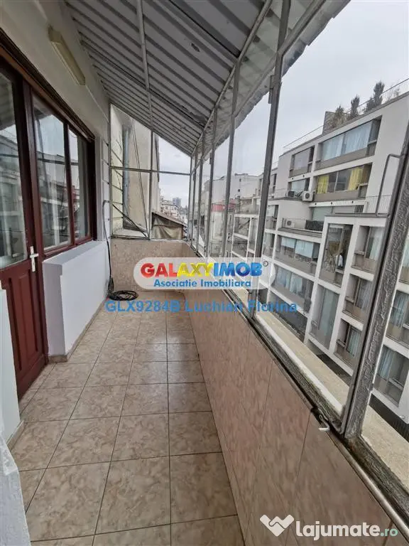Apartament 3 camere, decomandat, boxa I Occidentului