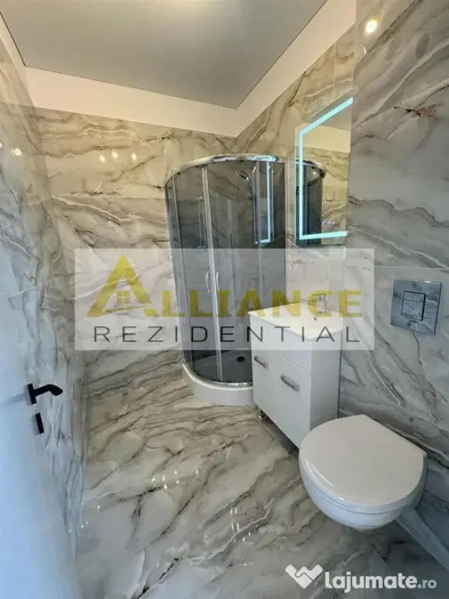 Penthouse - 119mp - 10 minute metrou Apărătorii patriei...