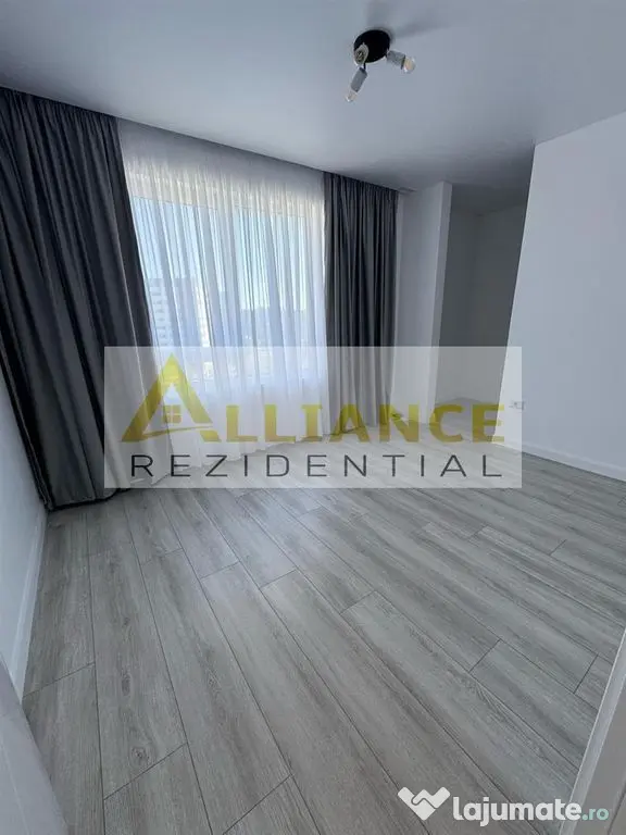 Penthouse - 119mp - 10 minute metrou Apărătorii patriei...