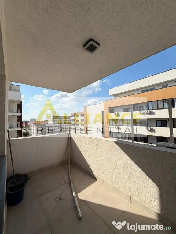 APARTAMENT 3 CAMERE MOBILAT SI UTILAT - METROU BERCENI