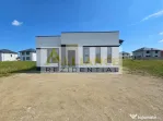 Casa parter- 100m de autobuz- 470mp teren- placa de beton