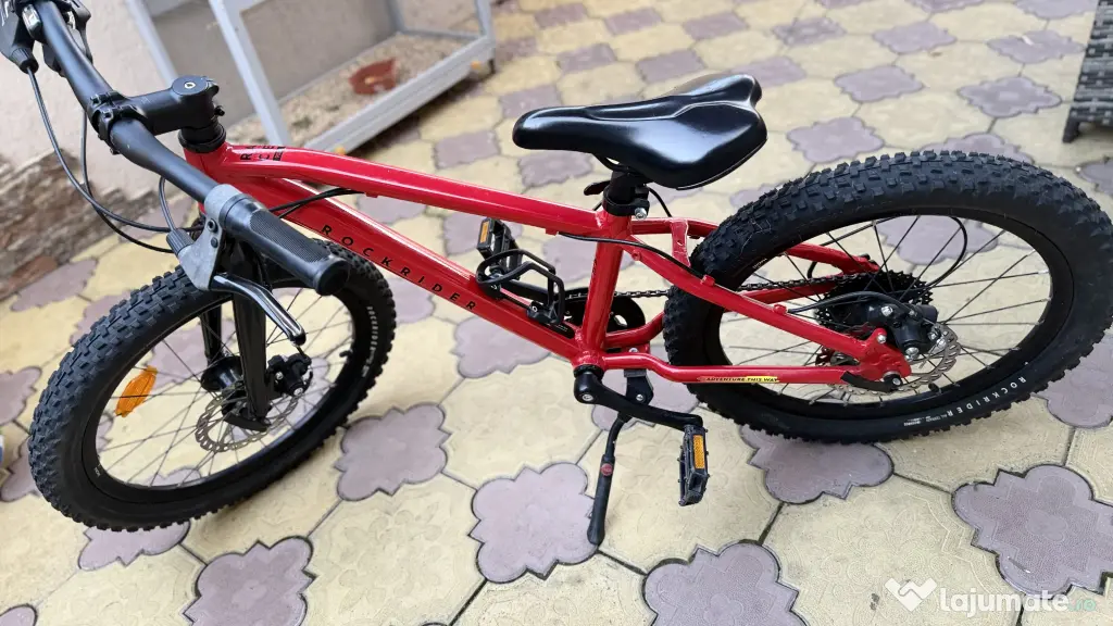 Bicicletă copii 6-8 ani