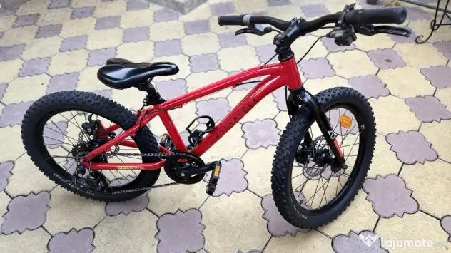 Bicicletă copii 6-8 ani