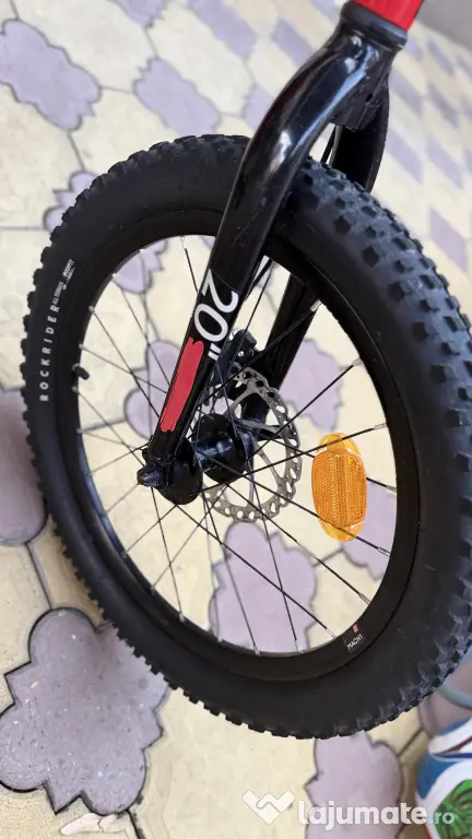 Bicicletă copii 6-8 ani
