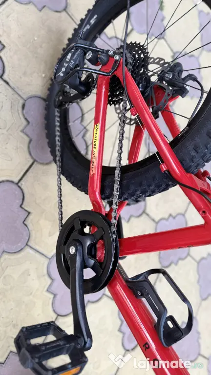 Bicicletă copii 6-8 ani