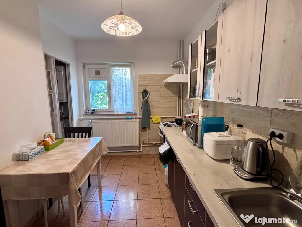 Particular, inchiriez apartament 3 camere cartier Aviatiei metrou Aurel Vlaicu