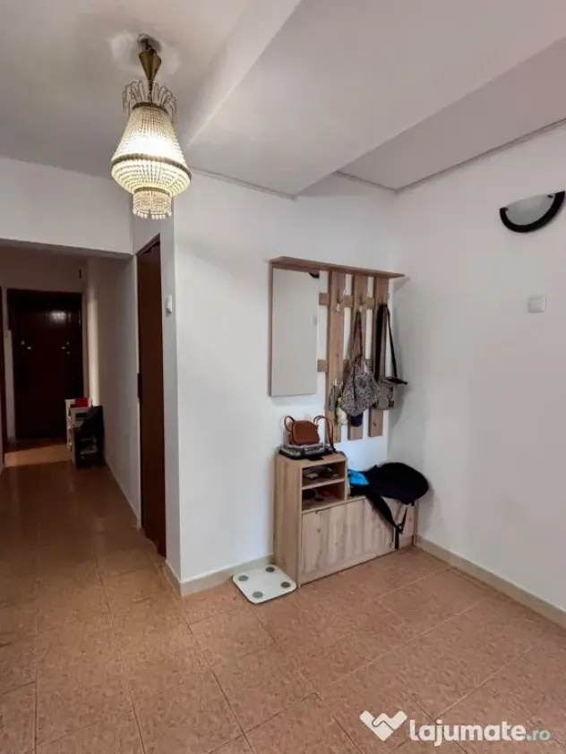 Particular, inchiriez apartament 3 camere cartier Aviatiei metrou Aurel Vlaicu