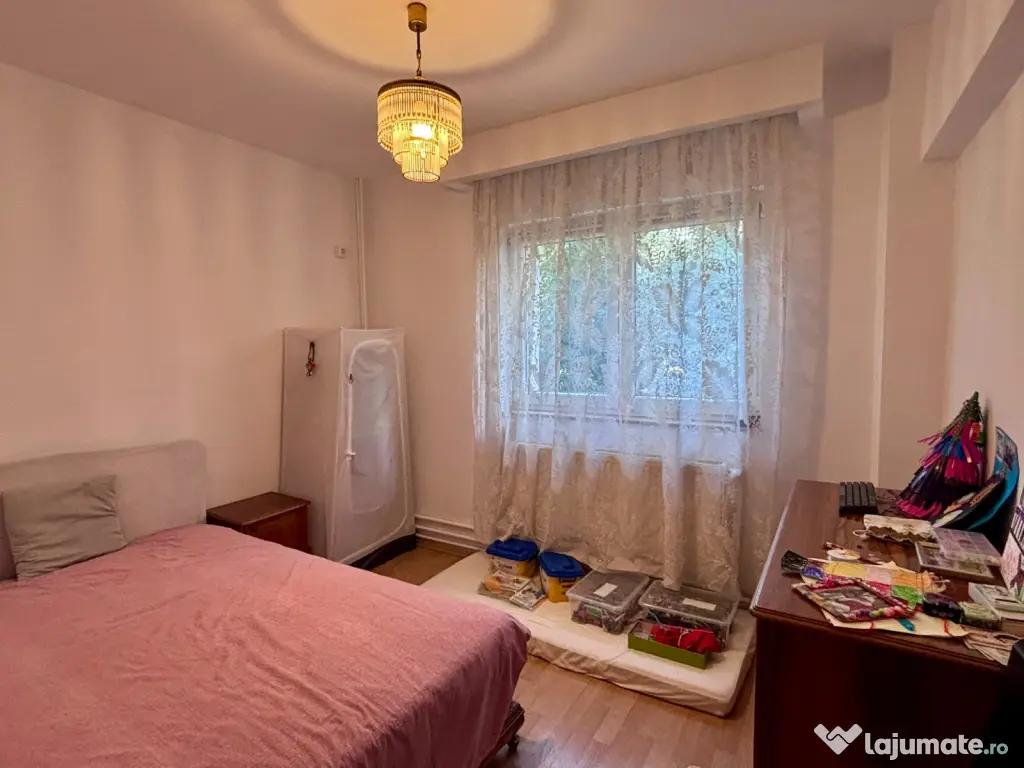 Particular, inchiriez apartament 3 camere cartier Aviatiei metrou Aurel Vlaicu
