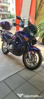Motocicleta Honda Varadero XL 1000cc 