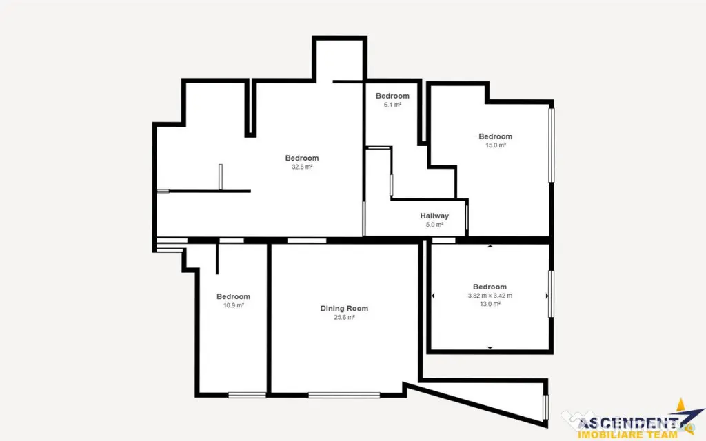 Apartament reprezentativ, 5 camere, pentru birou sau locuint