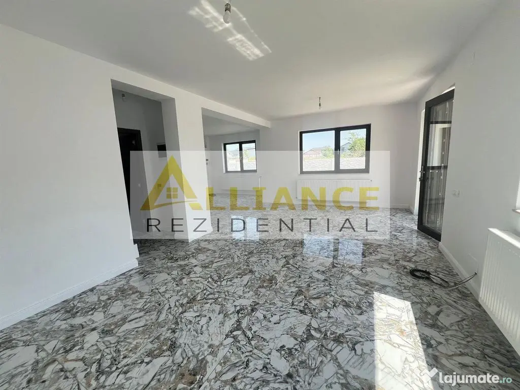 Vila individuala- 4 CAMERE-2 BAI-TEREN 344 MP