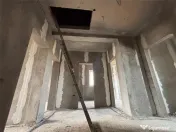 DUPLEX SPATIOS , MOSNITA NOUA, BUCATRIE INCHISA, 125MP UTILI 