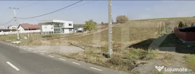 Teren intravilan 2.481 mp în Ernei – Stradă Principală,