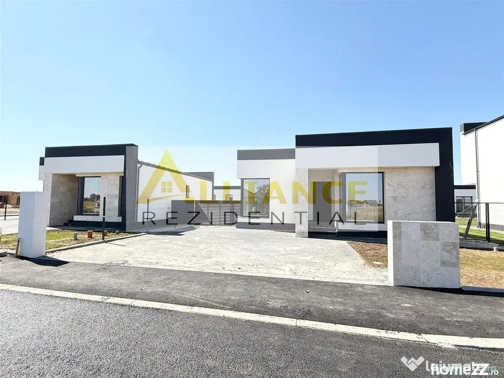Casa individuala | Parter | 3-4 camere | 2 bai | Ansamblu...