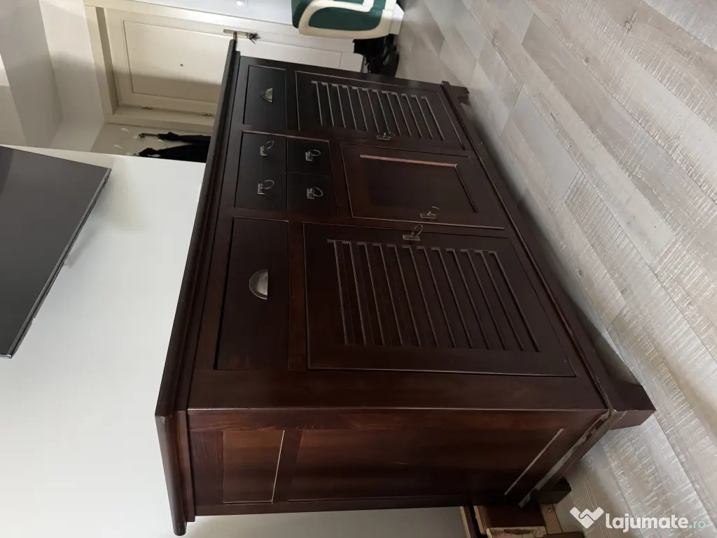 Vând articole mobilier