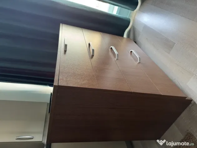 Vând articole mobilier