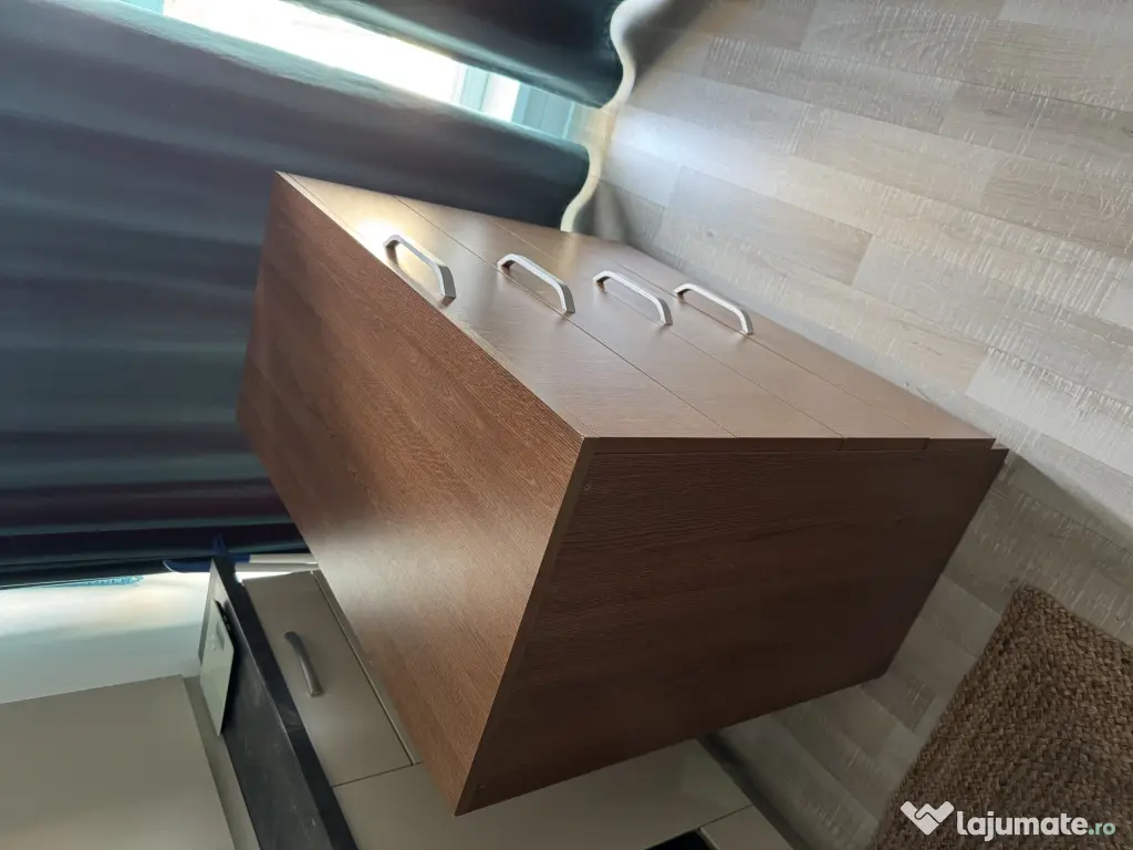 Vând articole mobilier