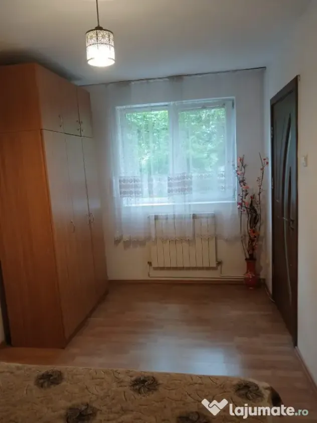 Apartament 2 camere de vânzare – Centru, Drăgășani | 50 mp | Centrală