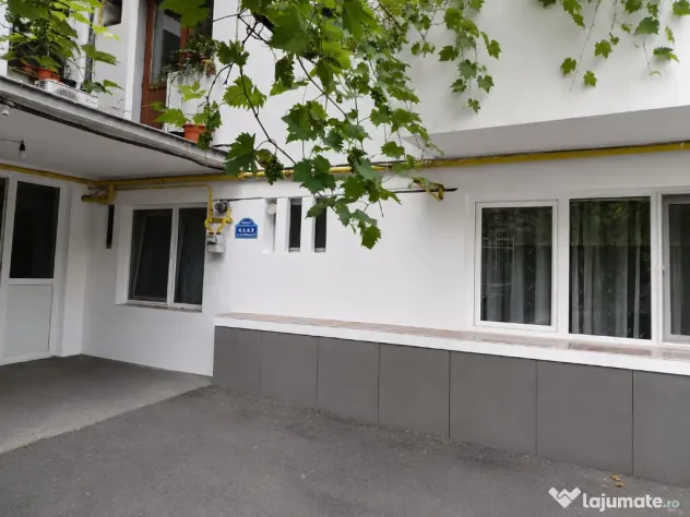 Apartament 2 camere de vânzare – Centru, Drăgășani | 50 mp | Centrală