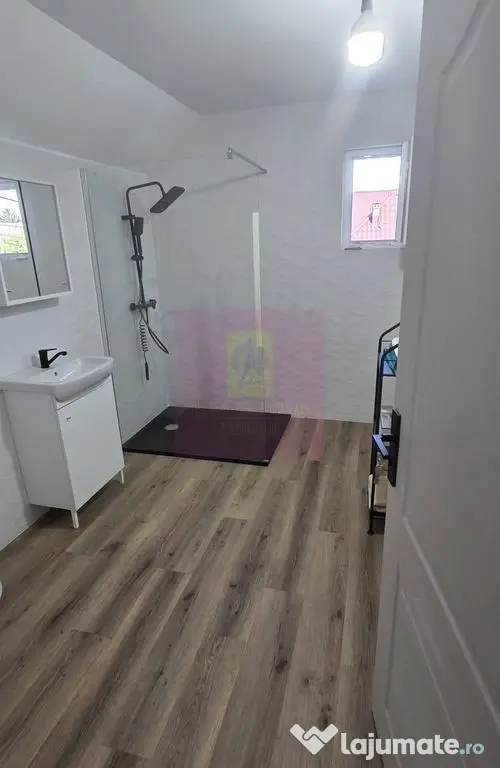 Vila 2025 de vanzare cu 4 camere in Breaza