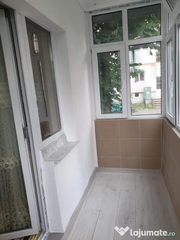 Apartament de închiriat 3 camere