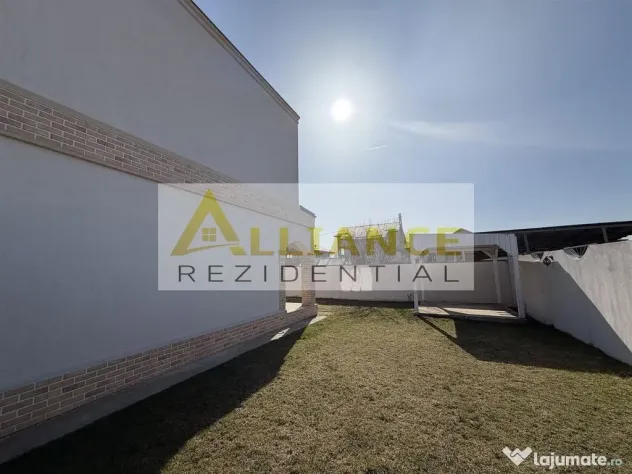 Vila moderna cu arhitectura deosebita gata sa devina acasa