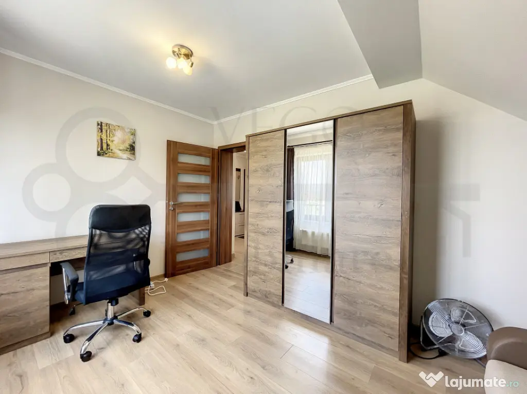 Apartament 3 camere, garaj subteran, 70 mp, AC, CT, balcon,